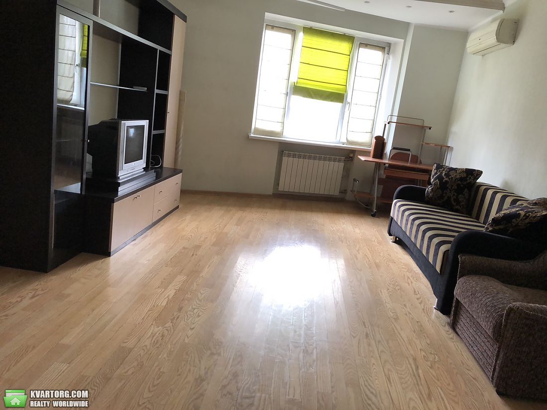 Rent out 2-room apartment. Киев,  Ахматовой — photo 1