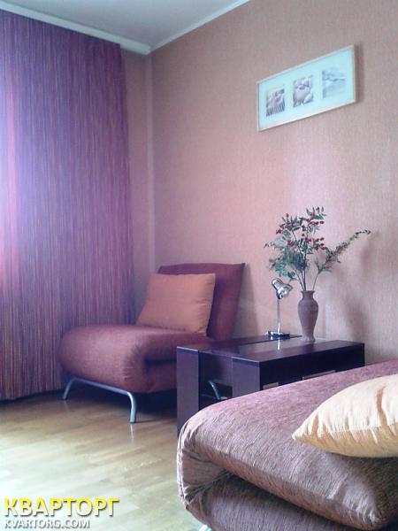 Rent out 3-room apartment. Киев,  Предславинская — photo 2