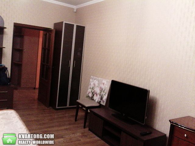 Rent out 2-room apartment. Киев,  Павловская — photo 8