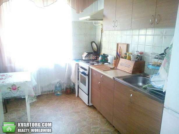 Sell 3-room apartment. Киев,  Полесская — photo 1