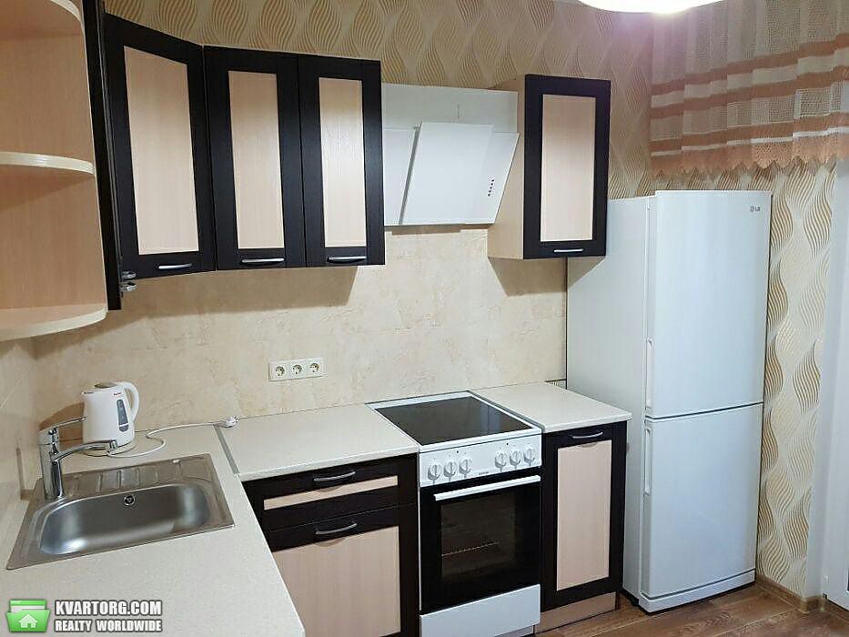 Rent out 1-room apartment. Киев,  Гмыри — photo 4