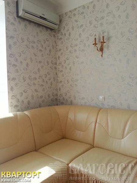 Rent out 2-room apartment. Киев,  Артема — photo 4