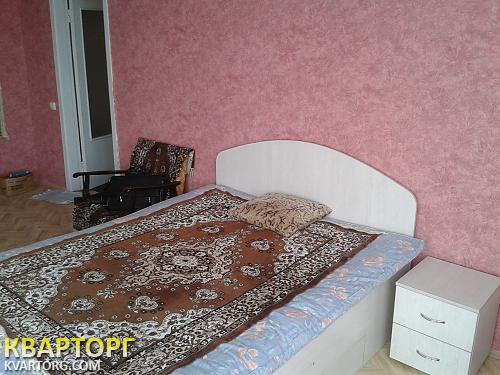 Rent out 1-room apartment. Киев, Тростянецкая — photo 1