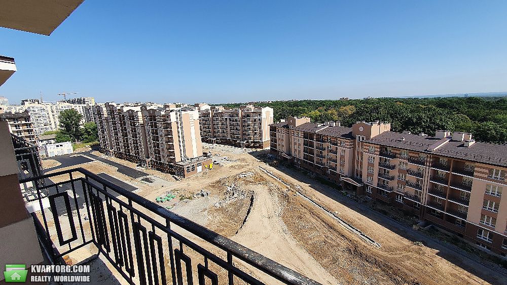 Sell 3-room apartment. Киев,  Метрологическая — photo 1
