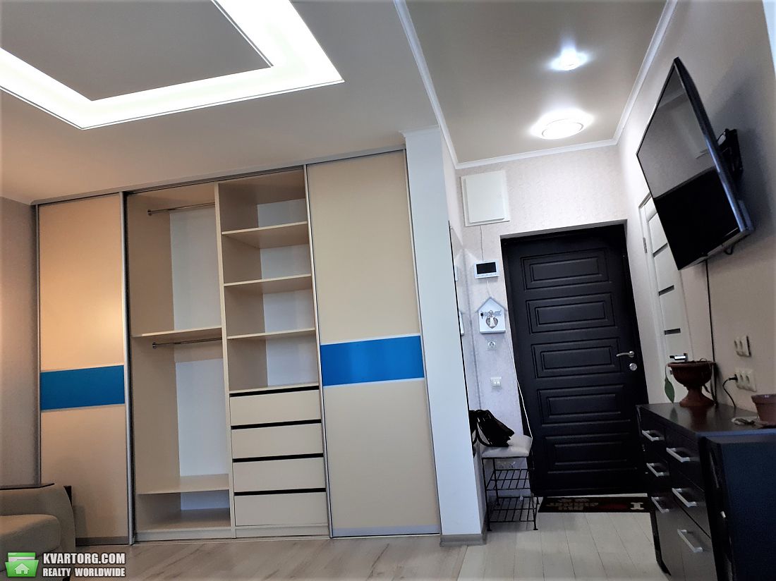 Rent out 1-room apartment. Киев,  Ракетная — photo 10