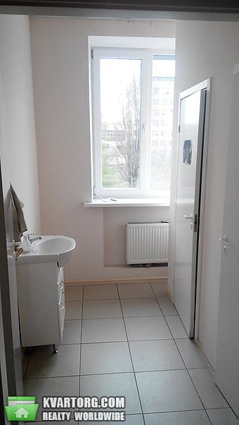 Rent out office. Киев,  Коллекторная — photo 3