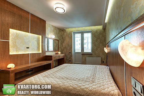 Sell 3-room apartment. Киев, Дмитриевская — photo 1