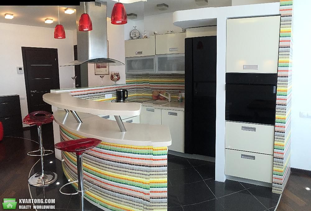 Rent out 2-room apartment. Киев,  Гришко — photo 1