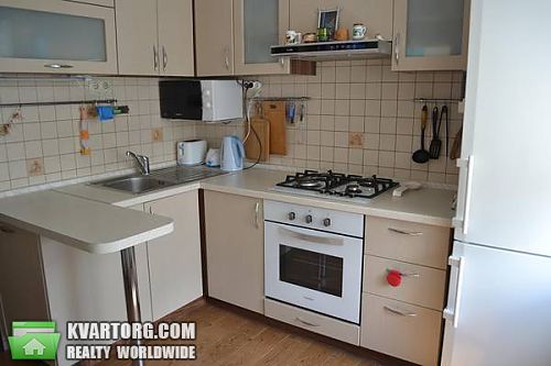 Sell 2-room apartment. Киев, Астраханская — photo 1