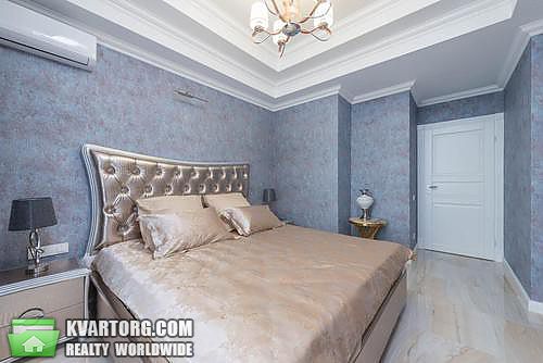 Rent out 2-room apartment. Киев,  Щорса — photo 1