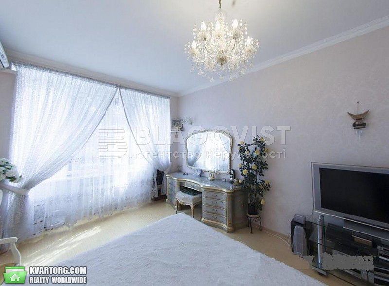 Sell 3-room apartment. Киев,  Ковпака — photo 2