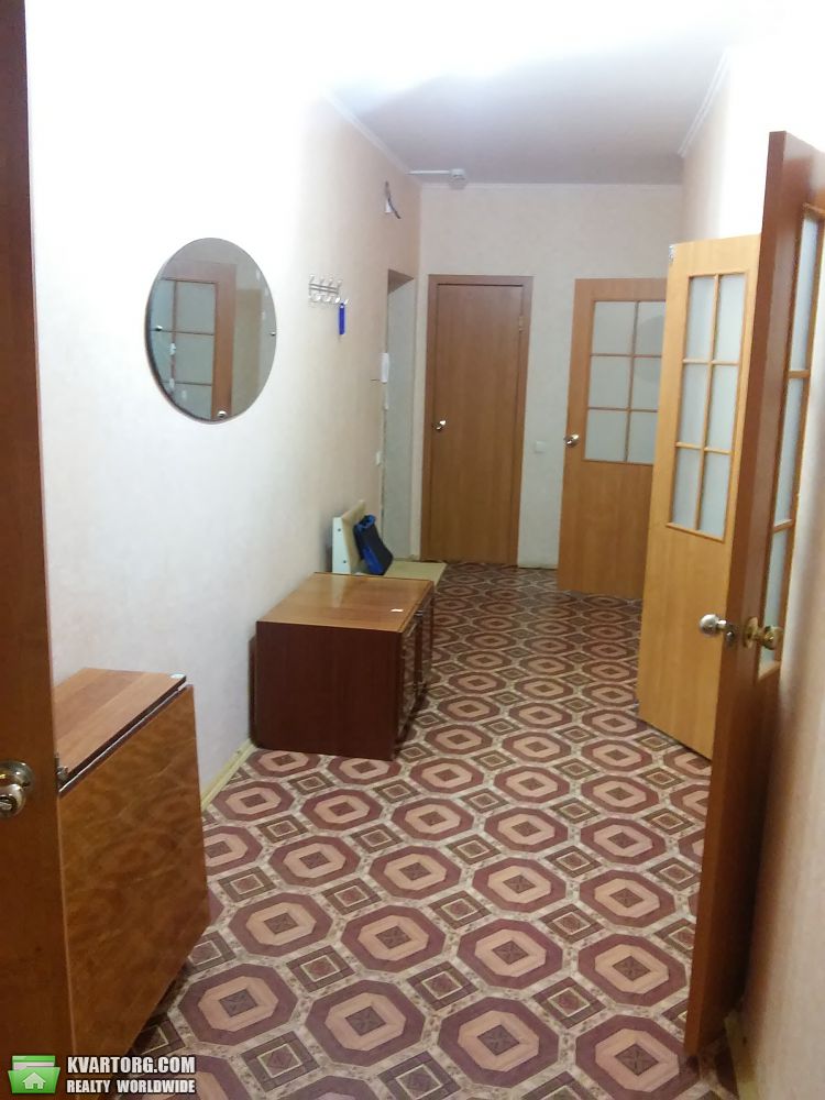 Rent out 3-room apartment. Киев,  Градинская — photo 1