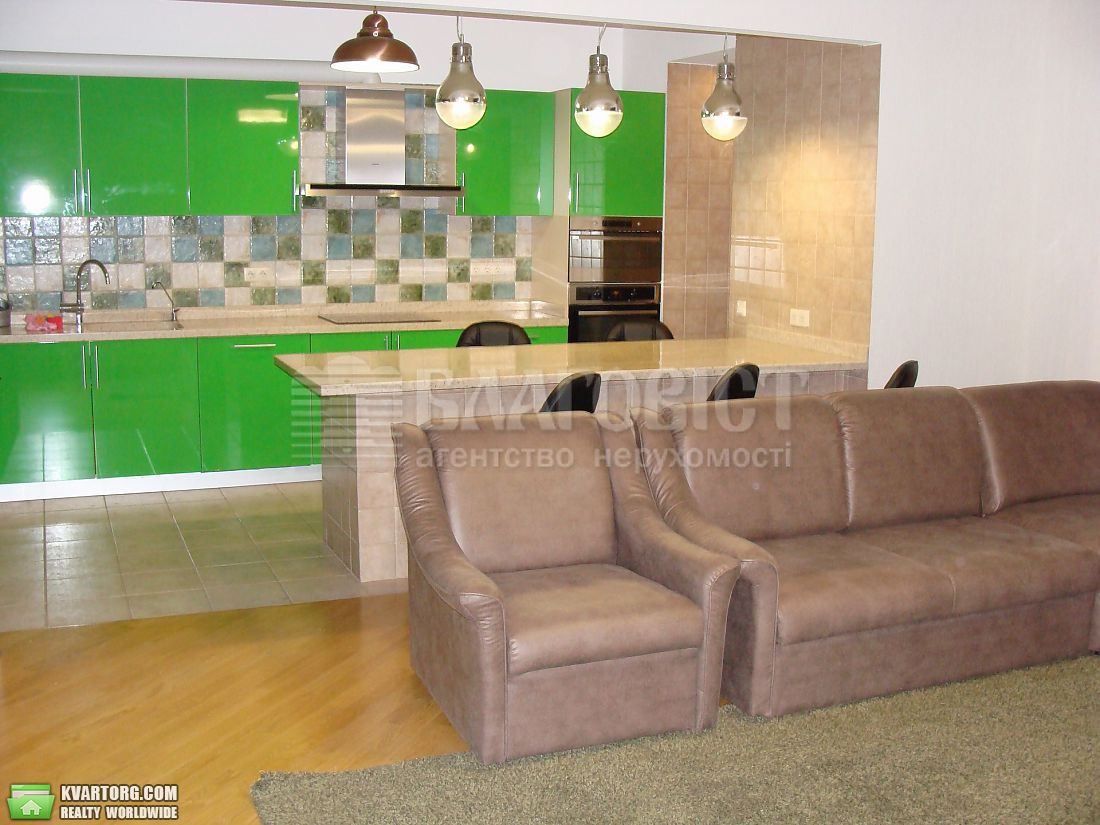 Rent out 4-room apartment. Киев,  Старонаводницкая — photo 9