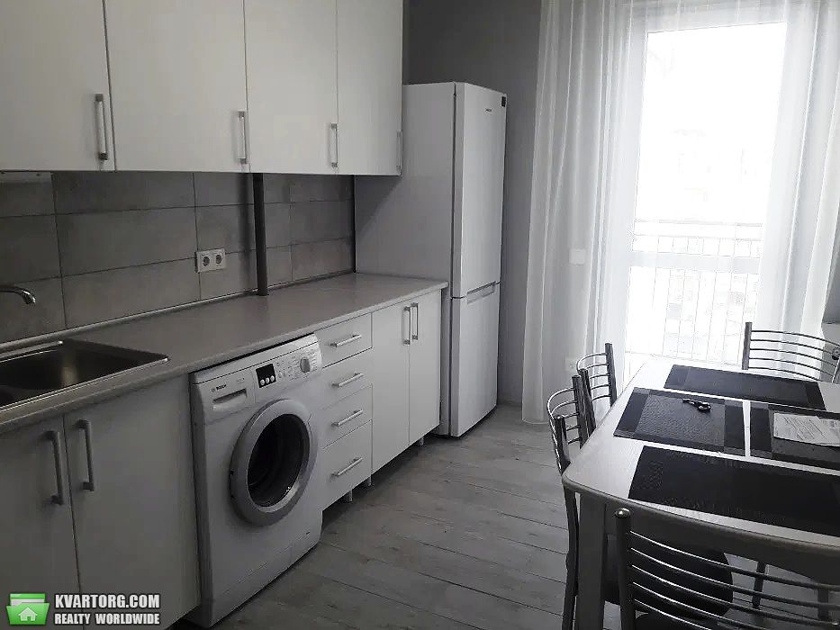 Rent out 1-room apartment. Львов, Шевченка — photo 2