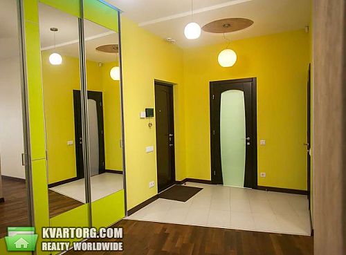 Rent out 3-room apartment. Киев, Ушакова — photo 1