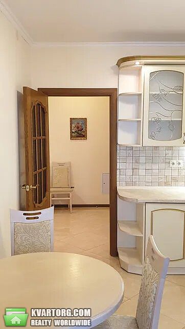 Rent out 2-room apartment. Киев,  Эрнста — photo 4
