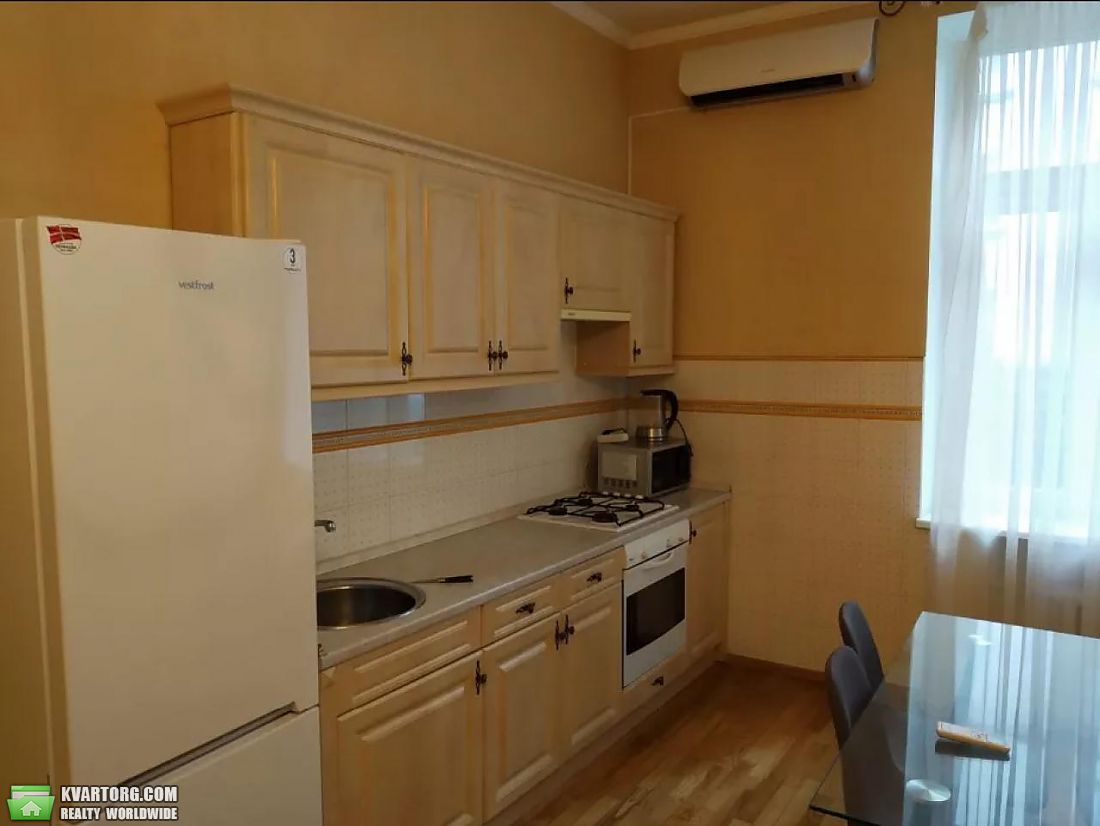 Rent out 2-room apartment. Киев,  Банковая — photo 4
