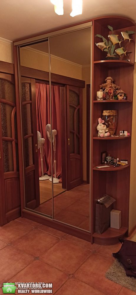 Rent out 2-room apartment. Киев, Межигорская — photo 8