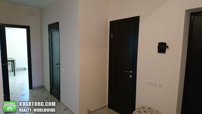 Rent out 2-room apartment. Киев,  Боженко — photo 4