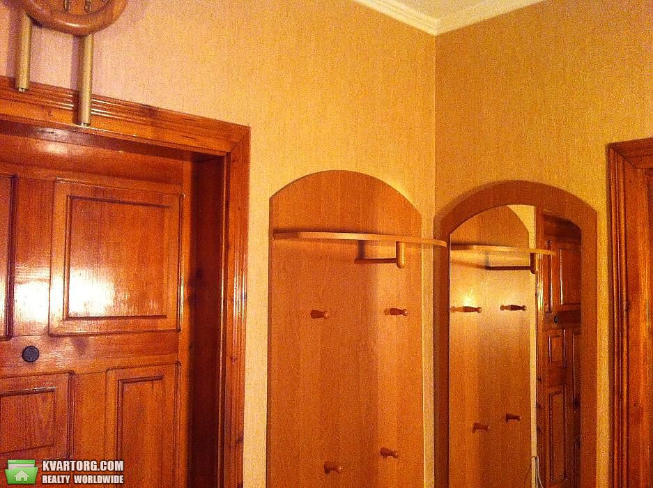 Rent out 2-room apartment. Киев,  Николаева — photo 3