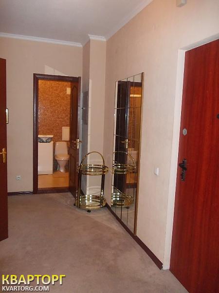 Rent out 1-room apartment. Киев,  Окипной — photo 9