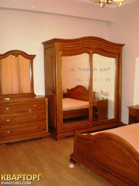 Rent out 2-room apartment. Киев,  Жилянская — photo 6
