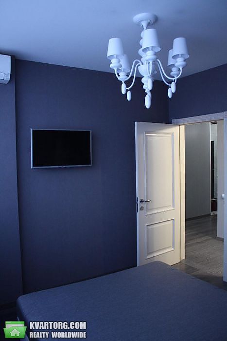 Rent out 2-room apartment. Киев,  Голосеевская — photo 4
