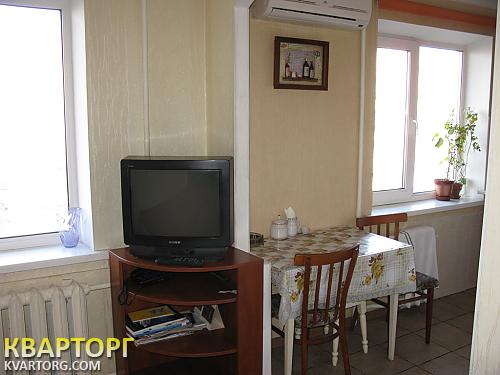 Rent out 3-room apartment. Киев,  Окипной — photo 7
