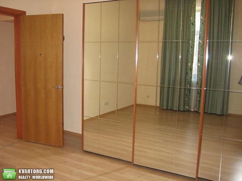 Rent out 3-room apartment. Киев,  Бехтеревский пер — photo 4