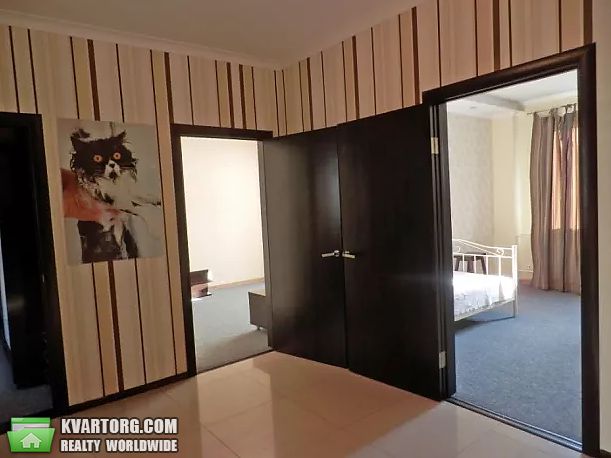 Sell 3-room apartment. Киев,  Урловская — photo 1