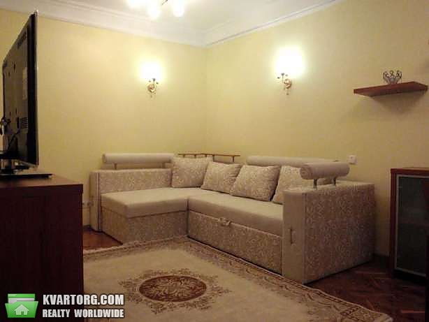 Rent out 3-room apartment. Киев,  Соломенская — photo 2