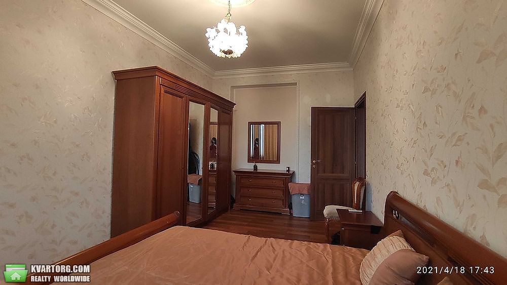 Sell 2-room apartment. Киев,  Липская — photo 4