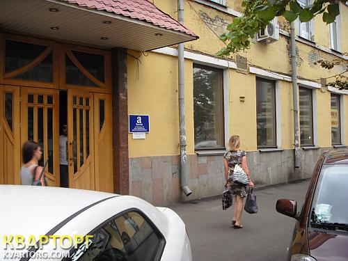 Rent out shop. Киев, Жилянская — photo 1