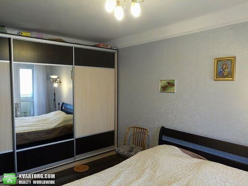 Sell 3-room apartment. Киев,  Братиславская — photo 2