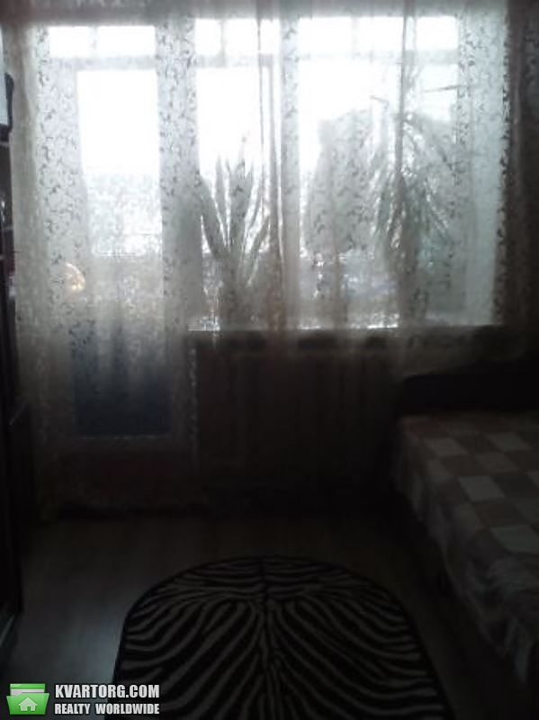 Sell 1-room apartment. Киев,  Ялтинская — photo 9