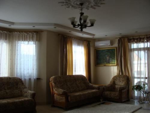 Sell house. Киевская обл., Мархалевка — photo 1