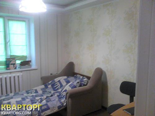 Sell 2-room apartment. Киев,  Автозаводская — photo 2