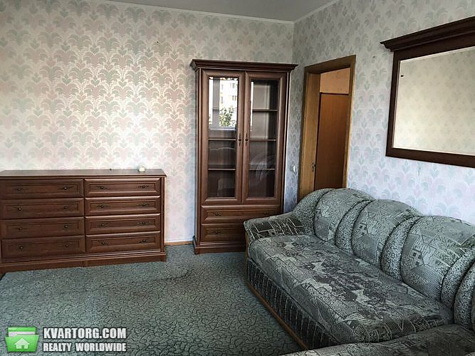 Rent out 3-room apartment. Киев,  Лисковская — photo 4