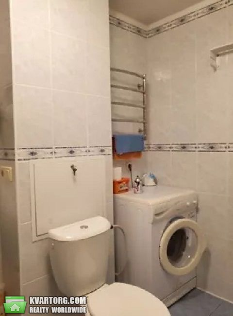 Rent out 3-room apartment. Киев, Шухевича — photo 9