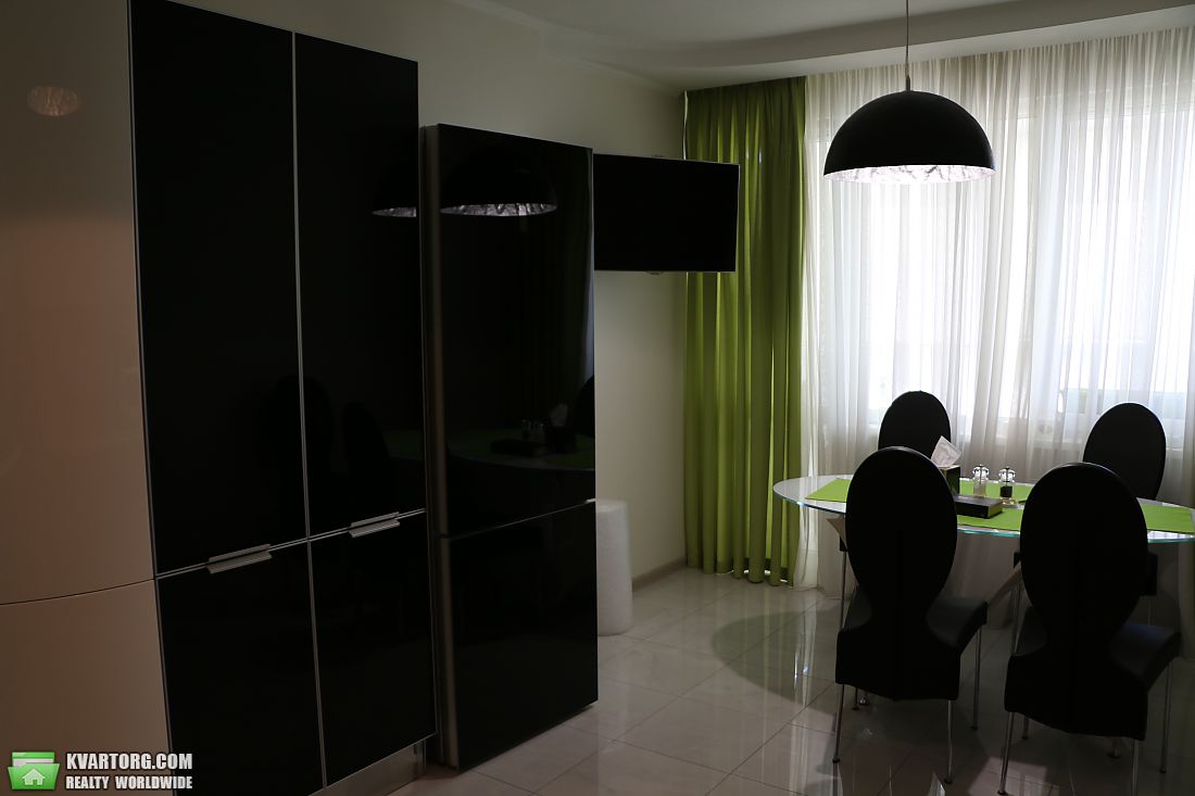 Rent out 2-room apartment. Киев,  Голосеевский пр — photo 7