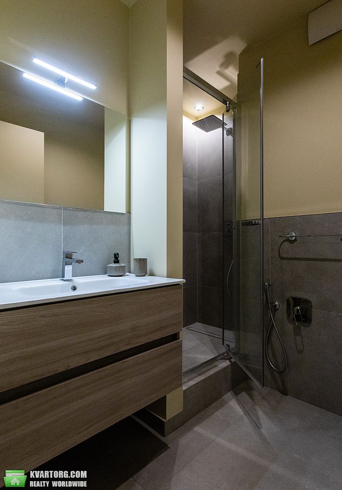 Rent out 3-room apartment. Киев,  Антоновича — photo 3