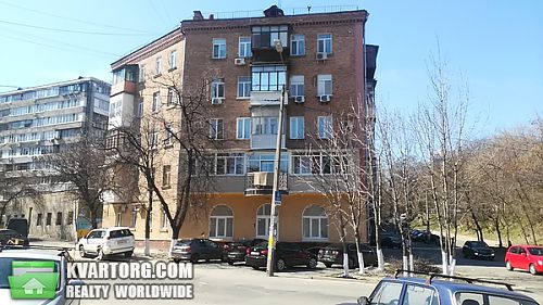 Rent out 1-room apartment. Киев, Багговутовская — photo 7