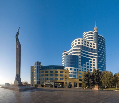 Sell 4-room apartment. Днепропетровск, пр.К.Маркса — photo 1