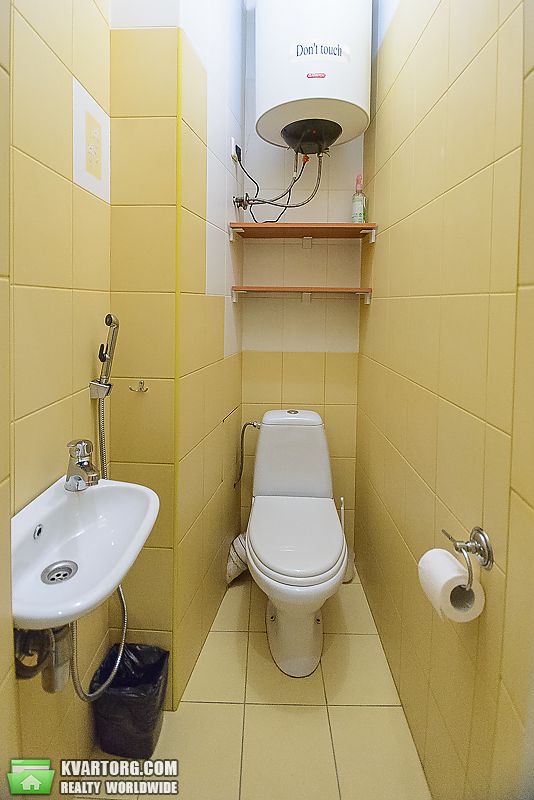 Rent out 3-room apartment. Киев,  Малая Житомирская — photo 3