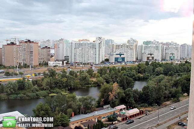 Rent out 2-room apartment. Киев,  Срибнокильская — photo 5