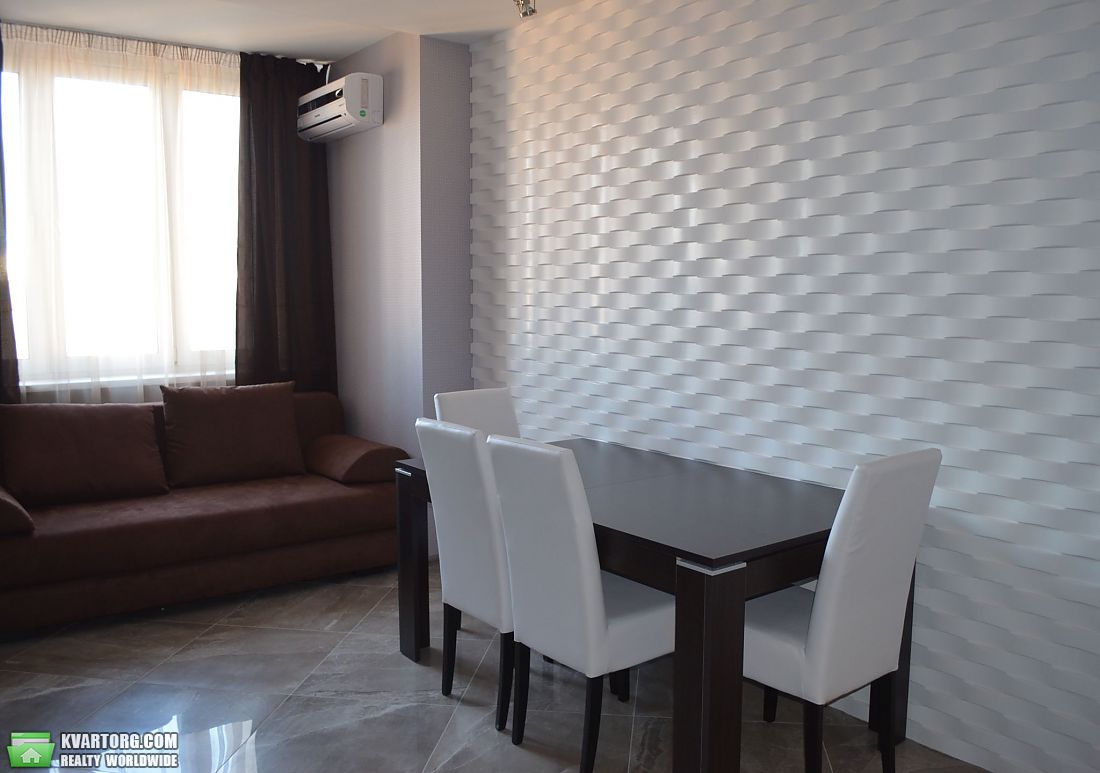Rent out 2-room apartment. Киев,  Княжий Затон — photo 2