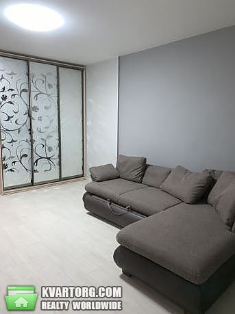 Rent out 1-room apartment. Киев,  Большая Васильковская — photo 8