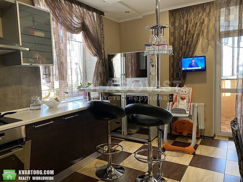 Sell 2-room apartment. Киев,  Саперно-Слободская — photo 9