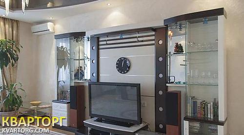 Rent out 3-room apartment. Киев,  Героев Сталинграда пр — photo 2
