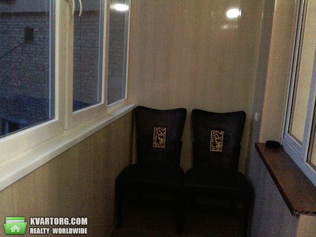 Rent out 2-room apartment. Киев,  Павловская — photo 4